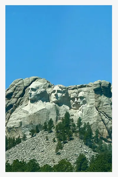 Mount Rushmore – South Dakota Postcard Front